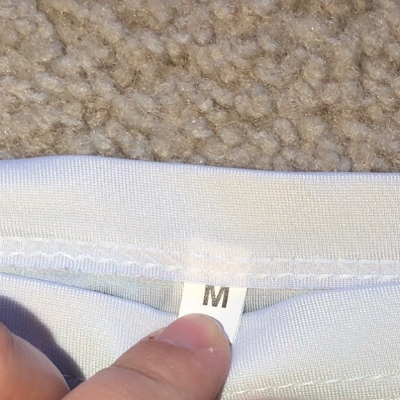 Bikini Bathing Suit Set Medium - Picture 4 of 8